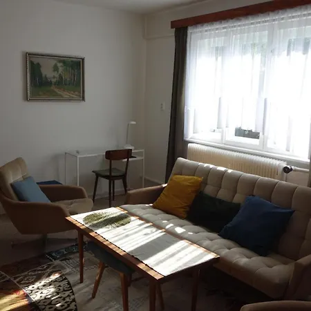 Semesterbostad V Koute Skorotice